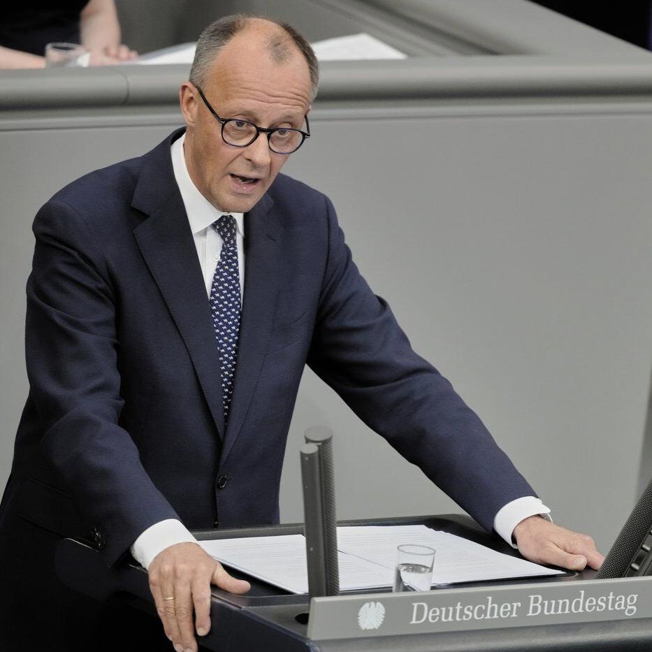 Merz vows to keep the US on board on Ukraine and strengthen Germany's military and economy